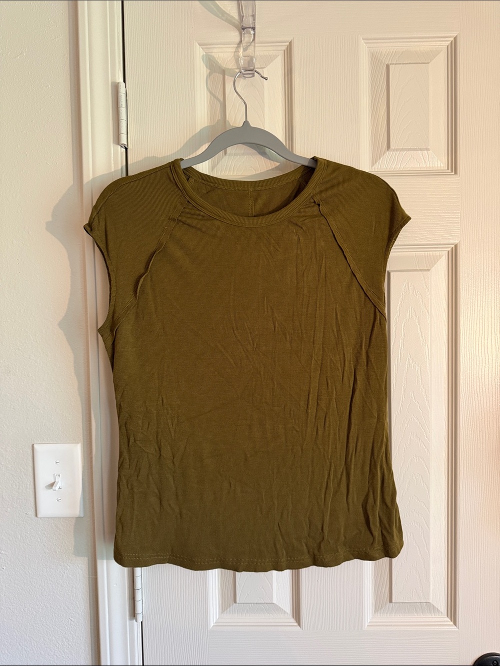 Women's Olive Short Sleeve Crewneck Top